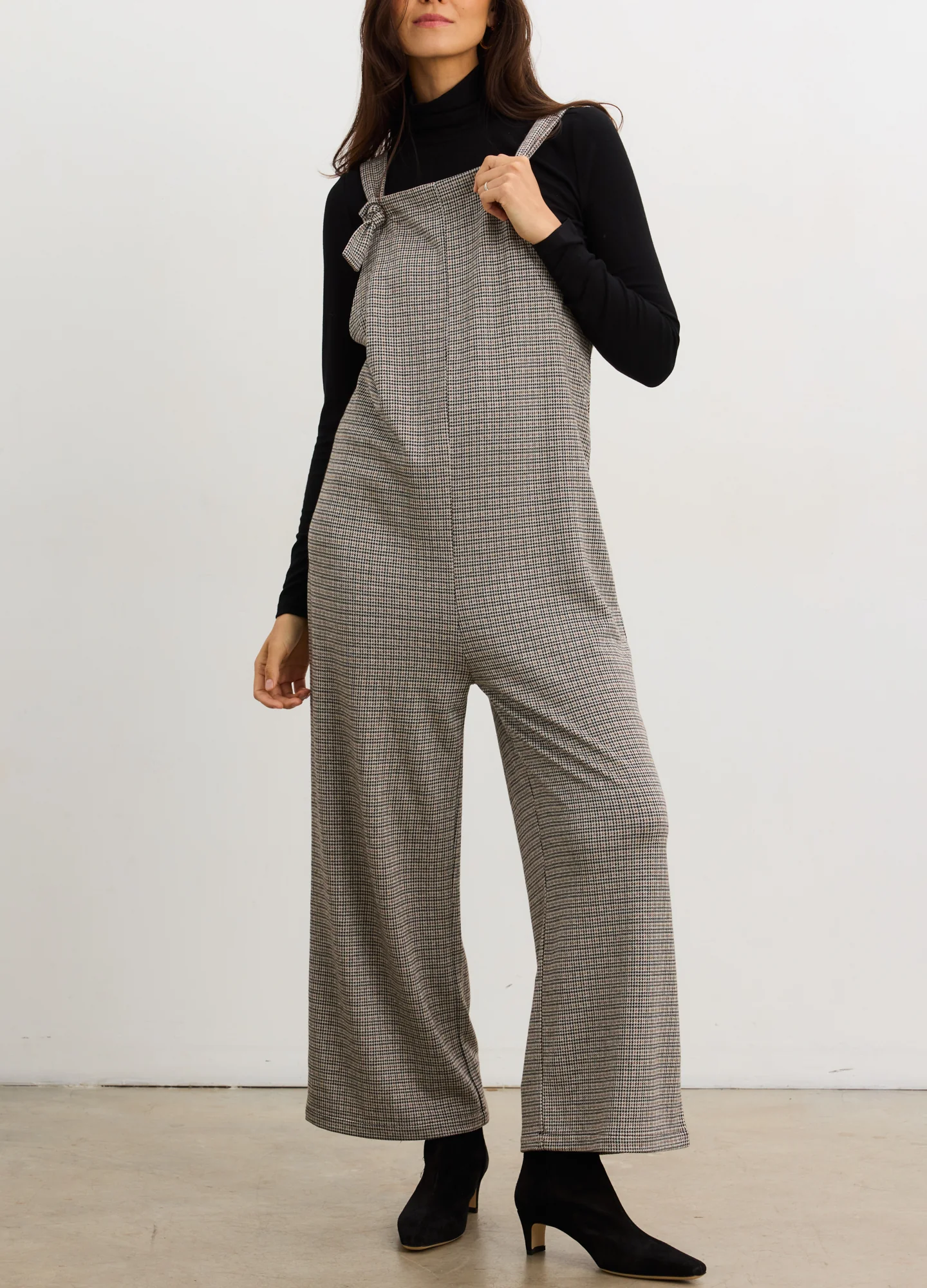 The Blaire Soft Stretch Onesie - Image 4