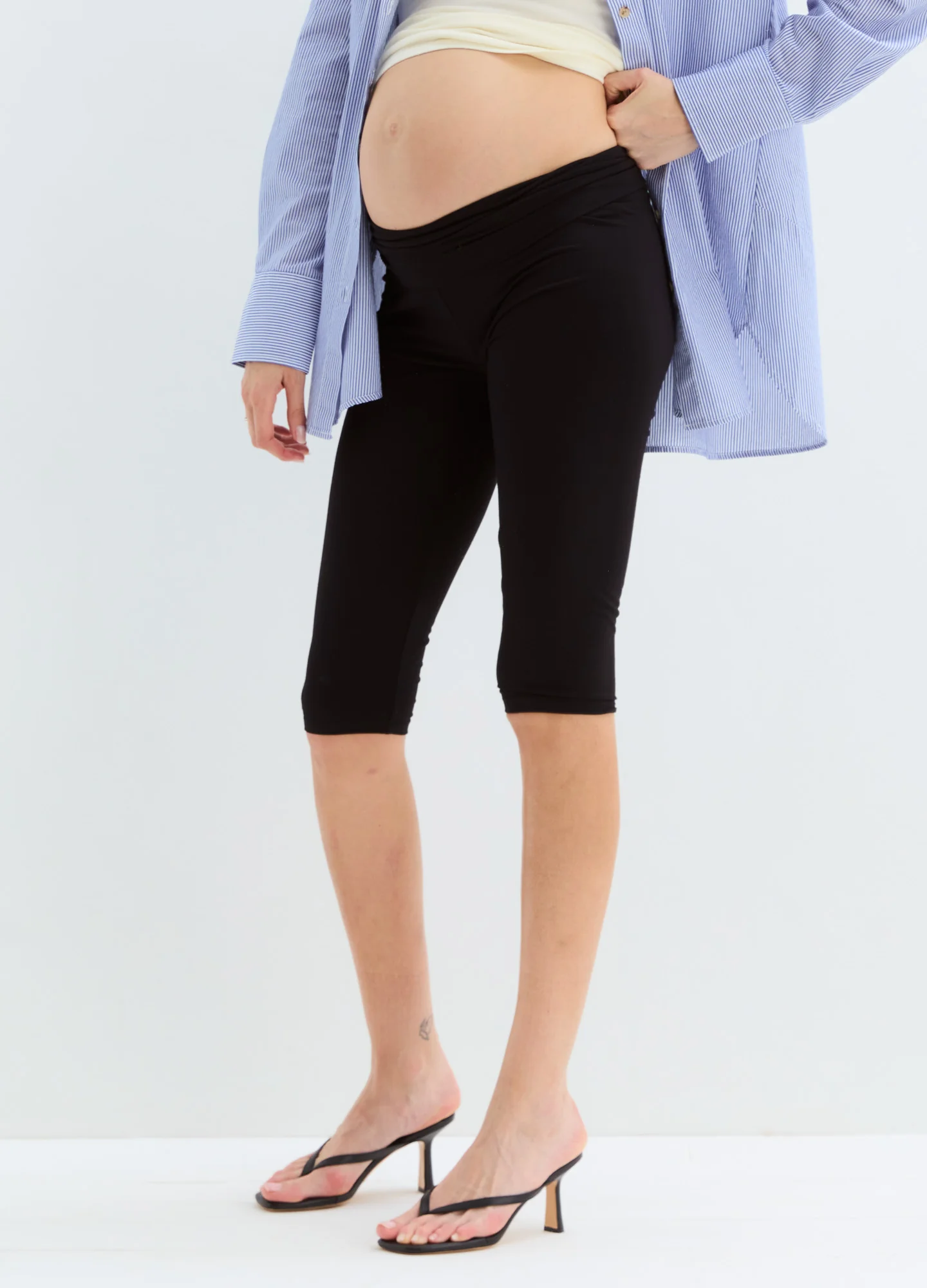 The Bodyflex Capri Legging - Image 4