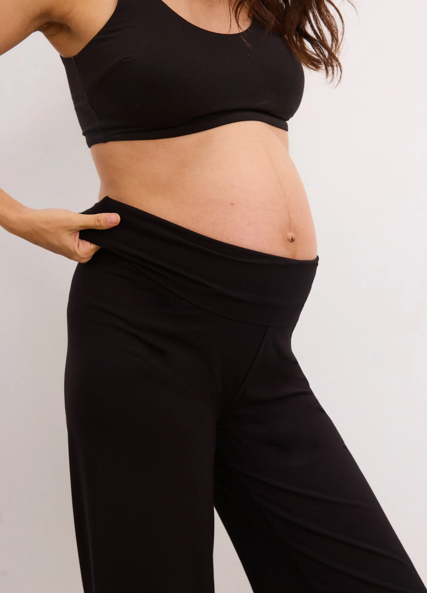 The Bodyflex Crop Perfect Pant - Image 4