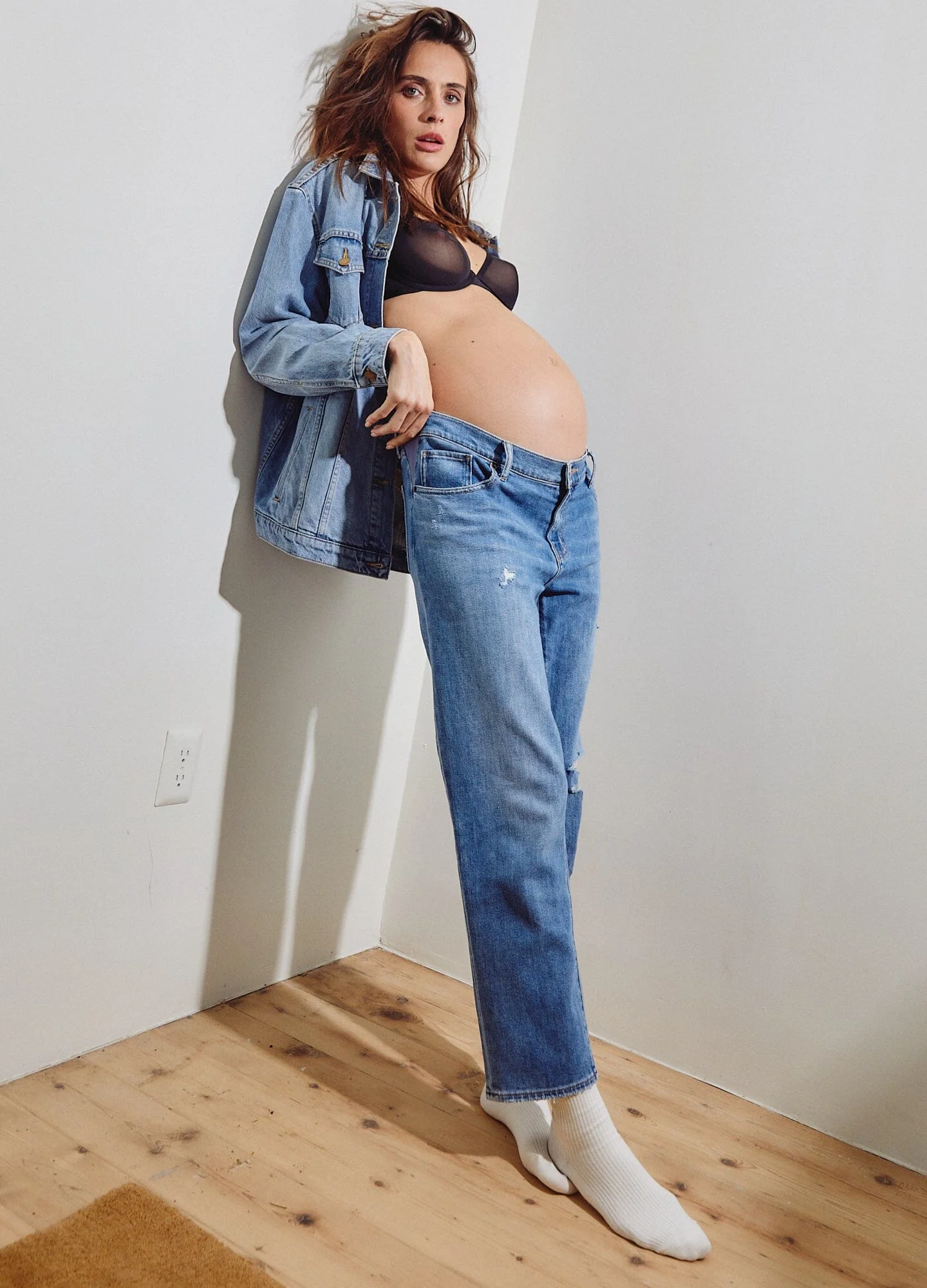 The Heritage Boyfriend Maternity Jean - Image 4