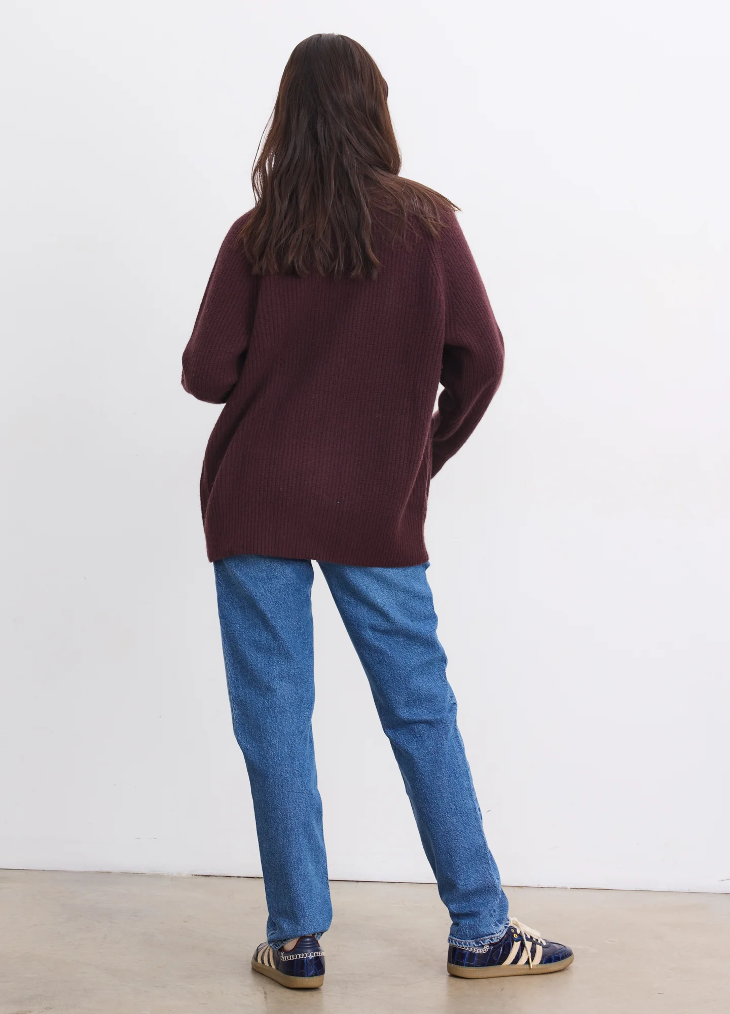 The Cashmere Marlow Cardigan - Image 4