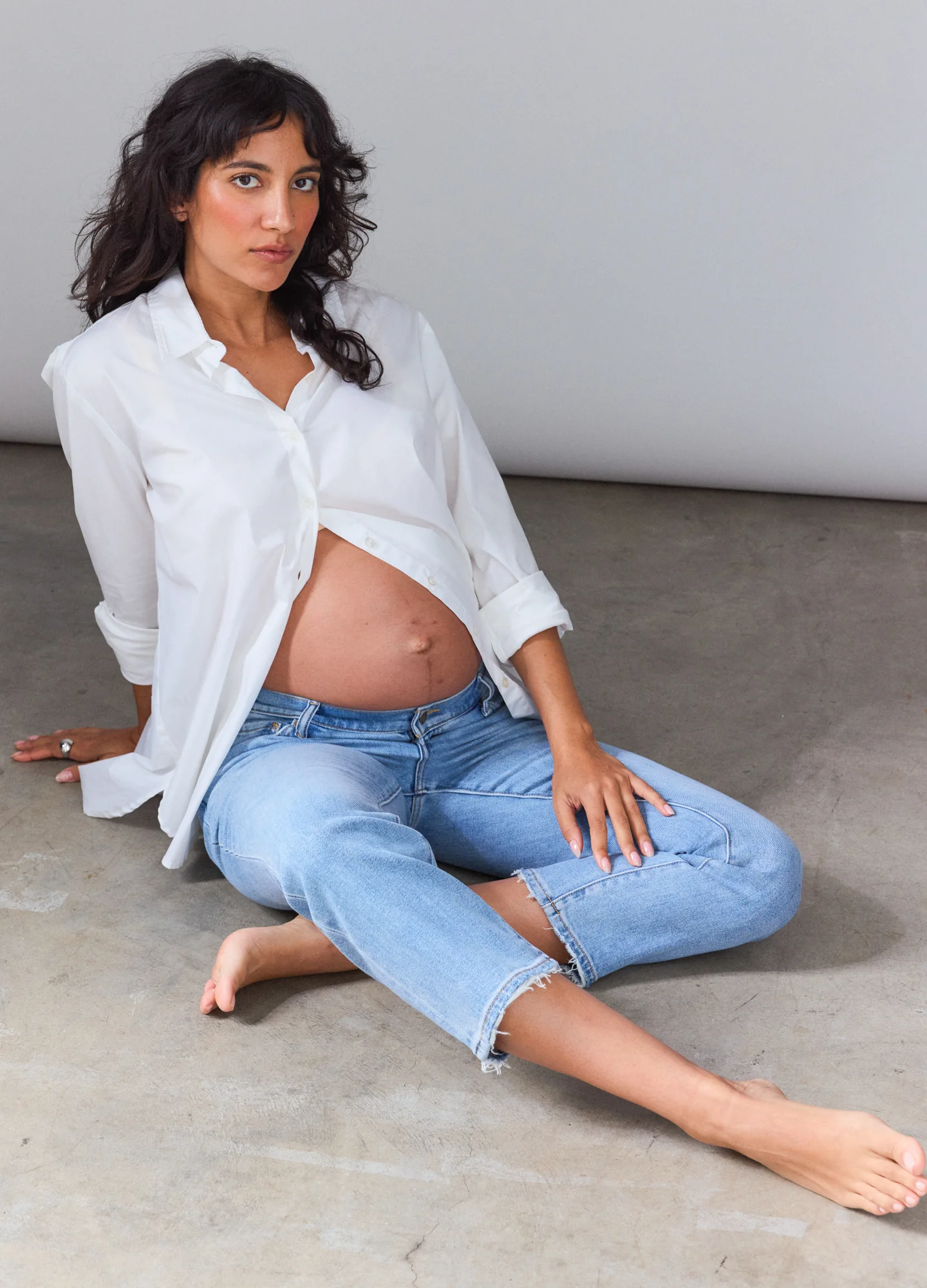 The Crop Maternity Jean - Image 4