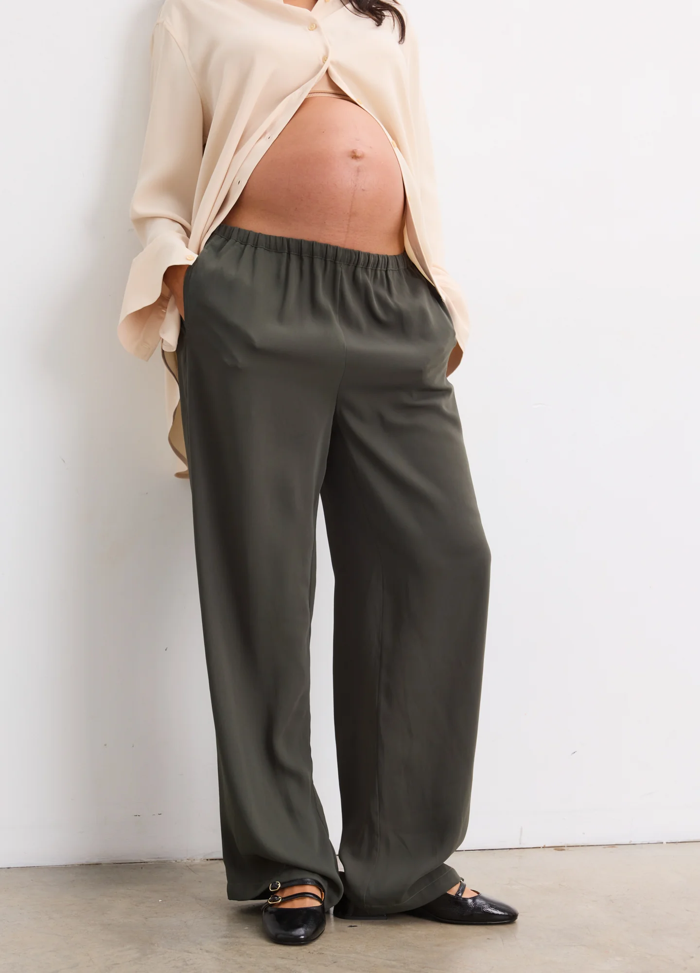 The Celeste Drapey Pull On Pant - Image 4