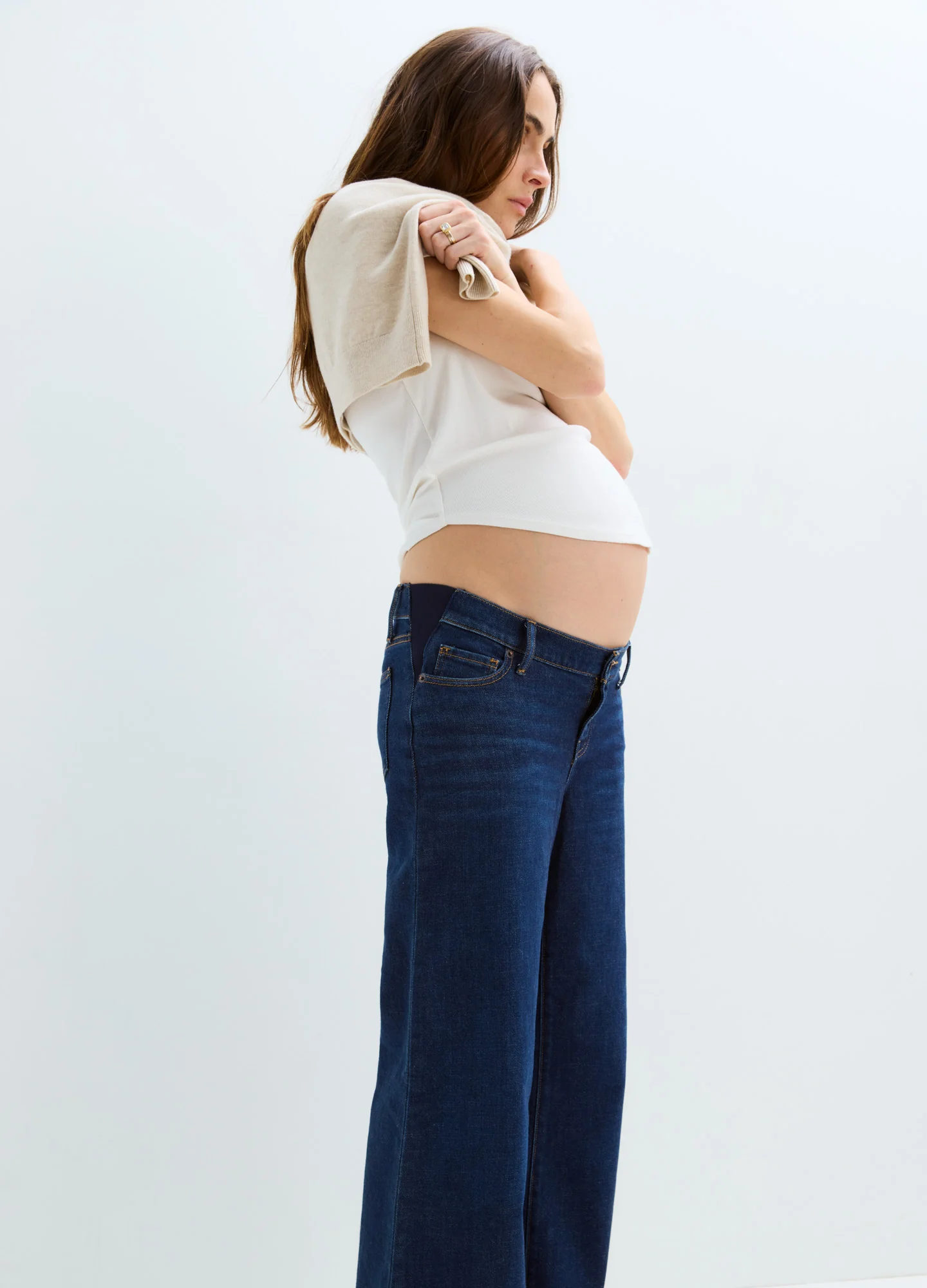 The Relaxed Wide Leg Maternity Jean - Image 4