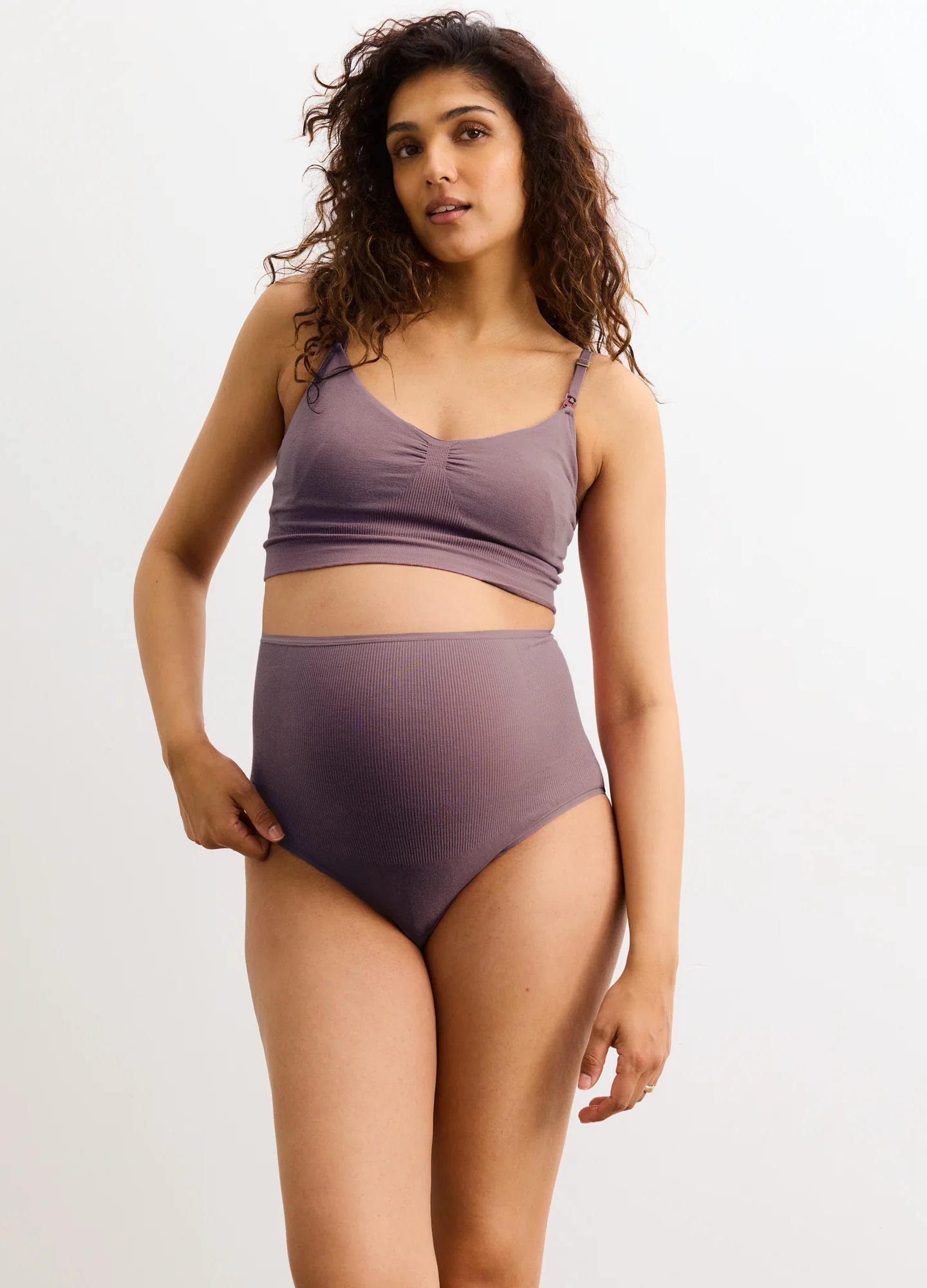 The Seamless Belly Brief - Image 4