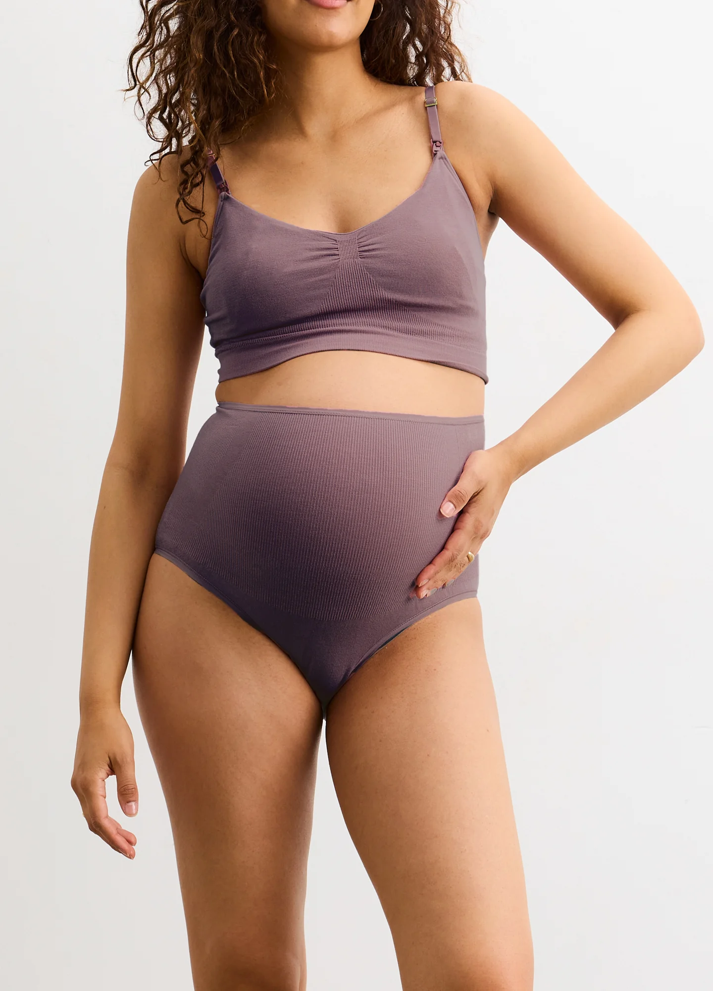 The Seamless Belly Brief - Image 6