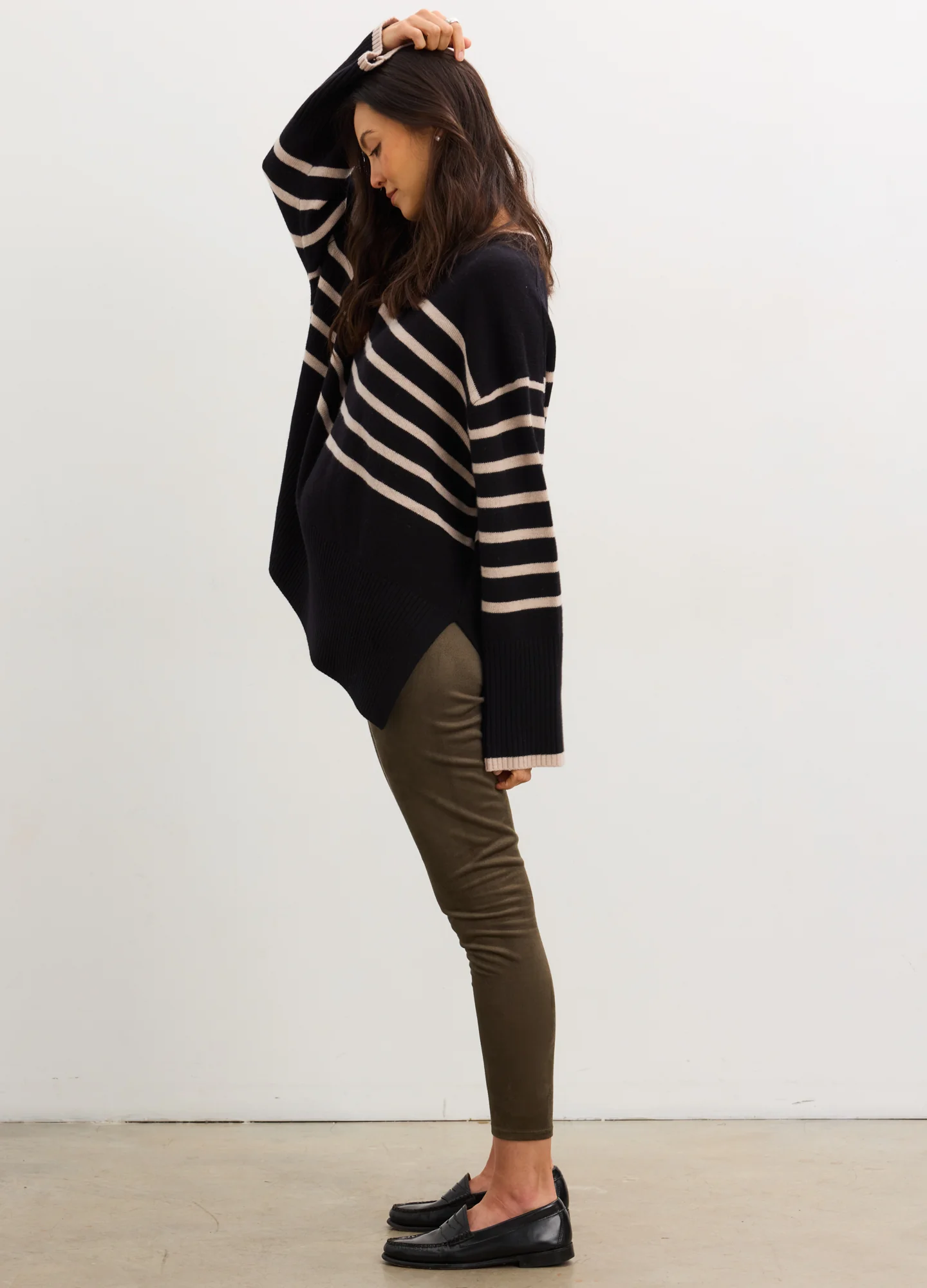 The Vegan Stretch Suede Before, During, And After Legging - Image 4