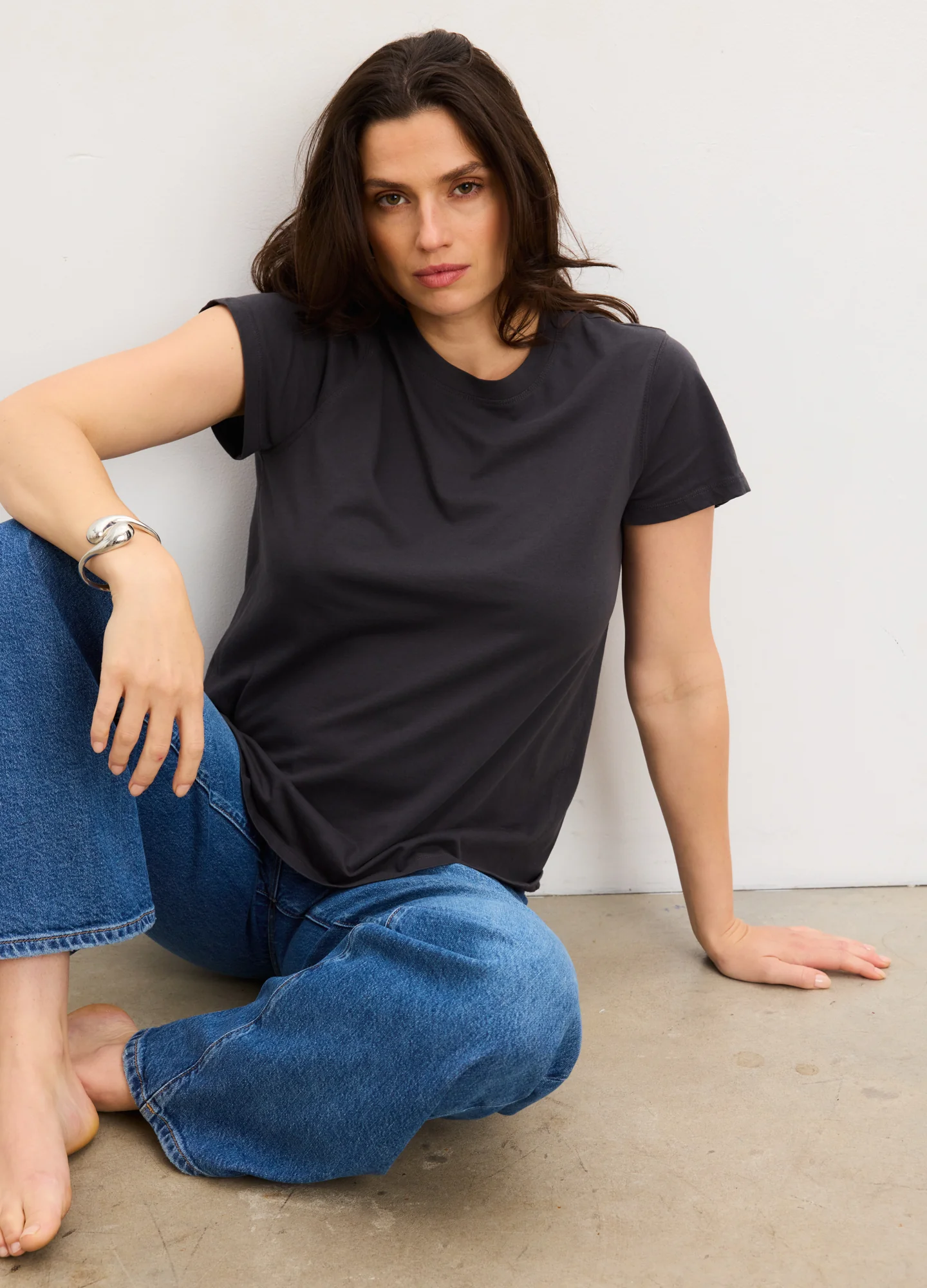 The Washed Cotton Short Sleeve Crew Tshirt - Image 4